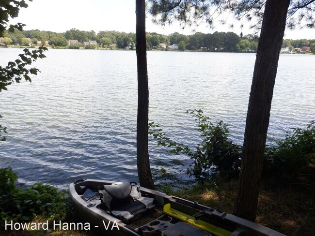 Foto del edificio - 3 br, 2 bath House - 511 Creekwood Drive