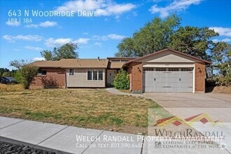 Building Photo - 643 Woodridge Dr
