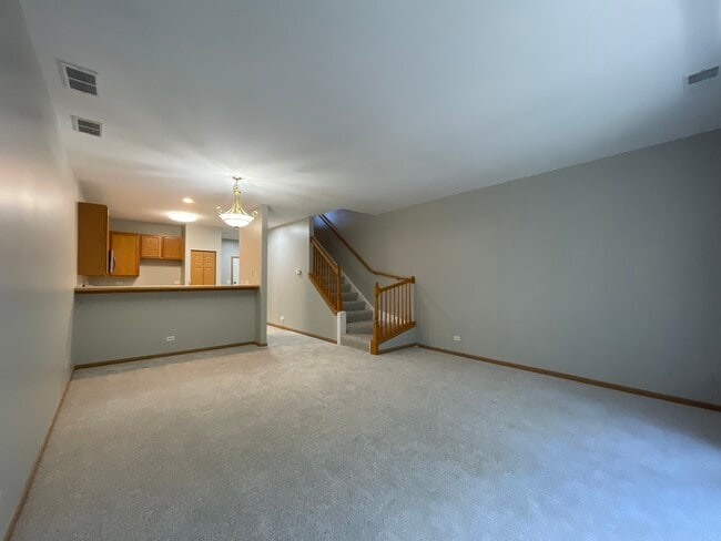 Building Photo - 1207 Brookdale Dr