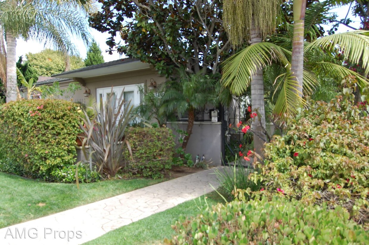 Primary Photo - 1033-1039 Diamond St
