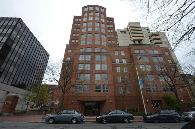 Foto del edificio - 931 Massachusetts Ave