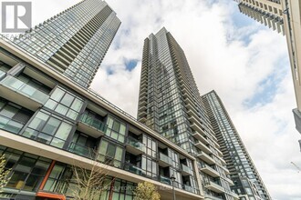 Building Photo - 4065-4065 Brickstone Mews