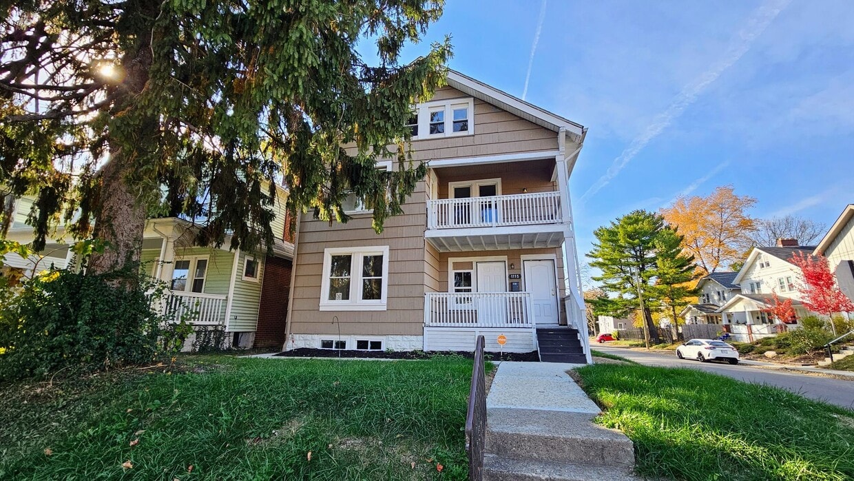 Primary Photo - 1113-1115-1115 Oakwood Ave