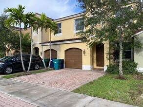 Building Photo - 4017 SW 149th Ct