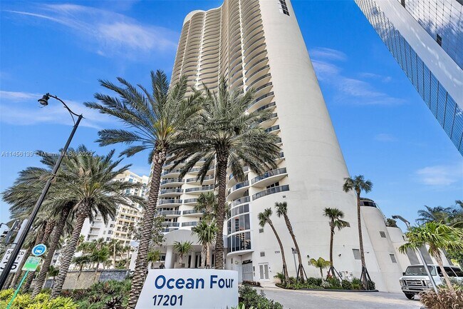 Foto del edificio - 17201 Collins Ave