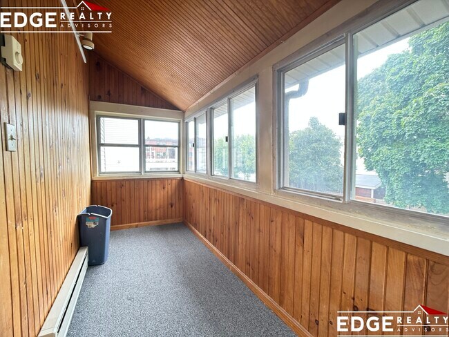 Foto del edificio - 92 Litchfield St