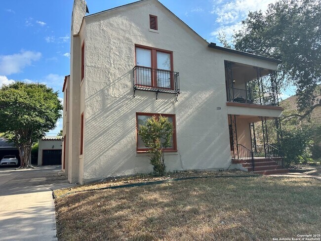 Foto del edificio - 119 E Ridgewood Ct