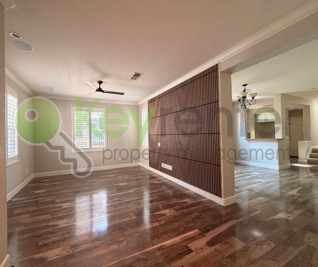 Building Photo - 76 Chambord Way