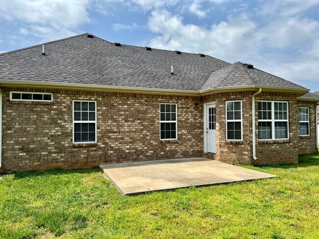 Foto del edificio - *1/2 Off First Months Rent!* 3 Bedroom 2 B...