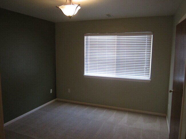 Foto del edificio - Beautiful 2 Bedroom, 1 Bathroom Condo by Horsetooth Reservoir in Fort Collins, CO