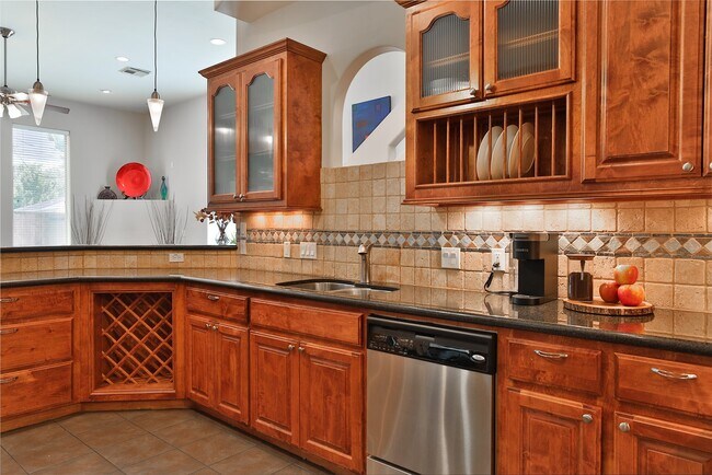 Foto del edificio - 826 E 29th St