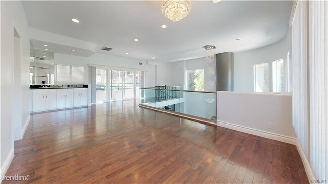 Building Photo - 4 br, 4 bath House - 22500 N Summit Ridge Cir
