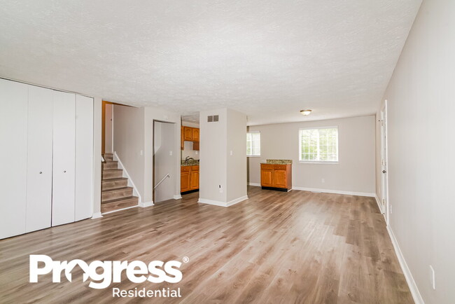 Building Photo - 1227 Ridgepointe Dr