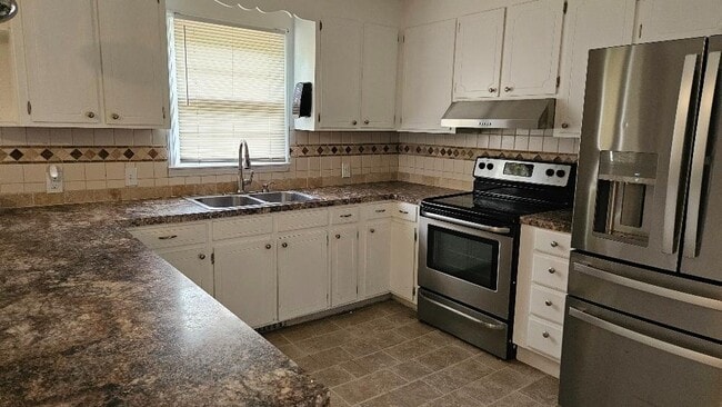 Foto del edificio - 1816 Balfour Ln