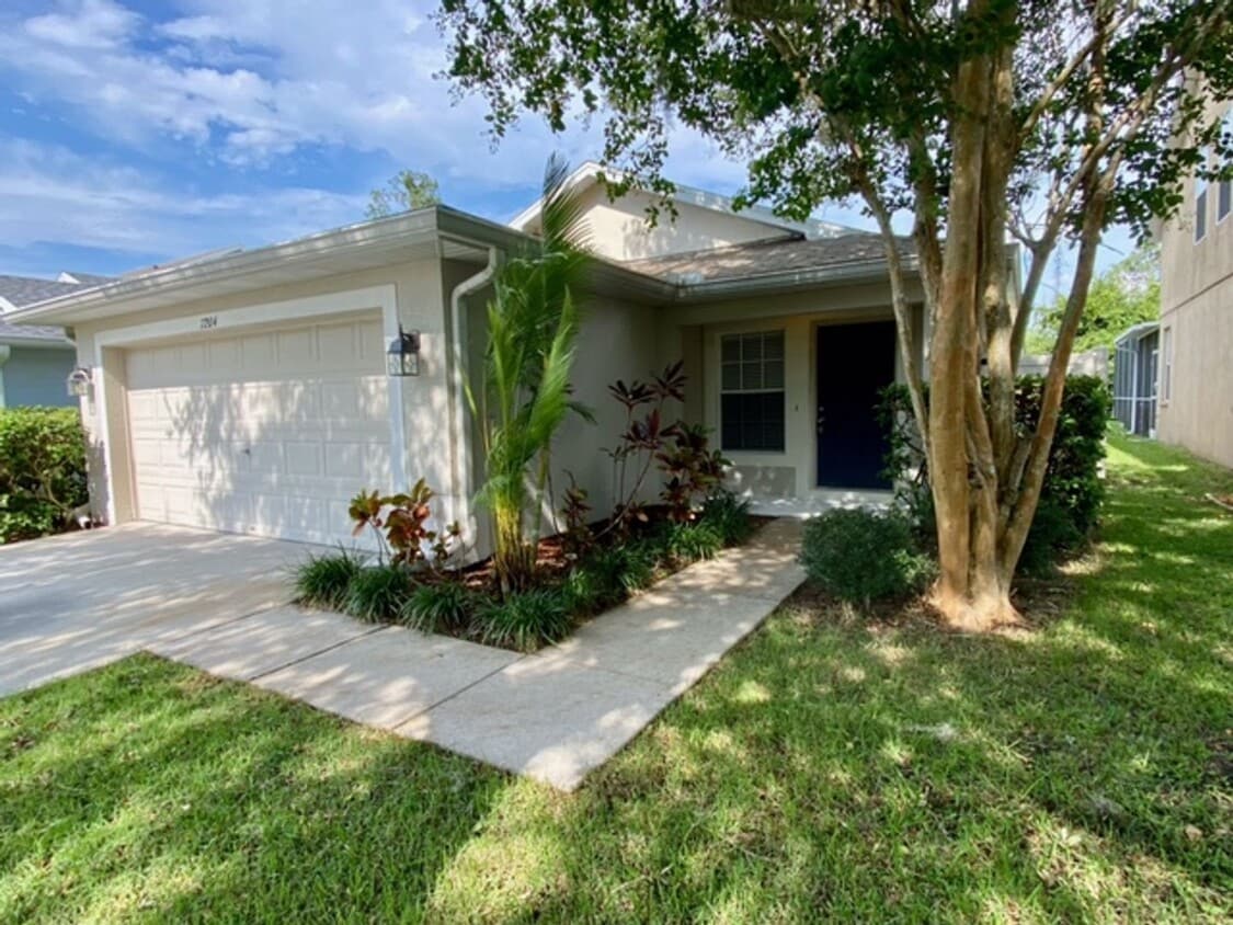 Primary Photo - Stunning 3BD/2BTH Home in Wilderness Lake ...