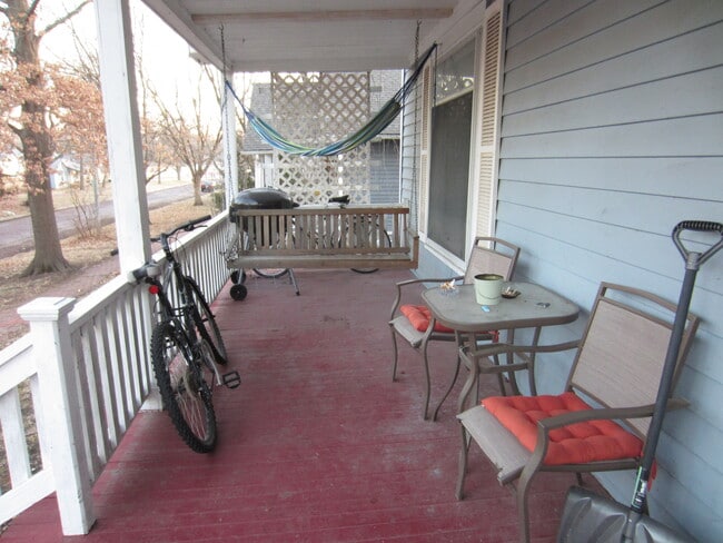 Foto del edificio - 1317 Rhode Island St