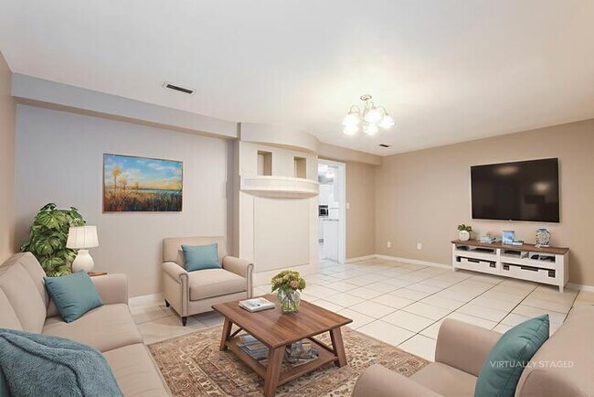 Foto del edificio - 5536 Kingswood Dr