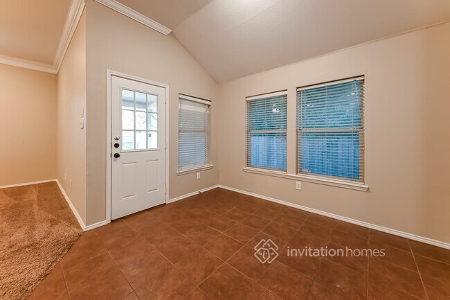 Foto del edificio - 112 Hackberry Trail