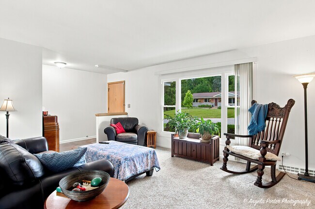 Foto del edificio - 303 Ridge St