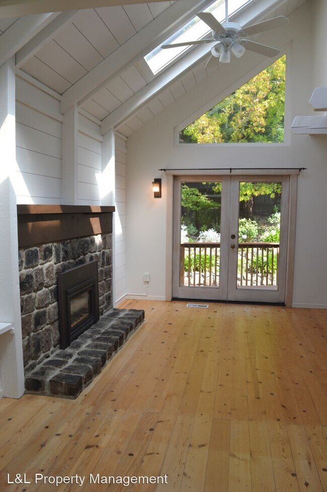 Foto del edificio - 2 br, 1.5 bath House - 504 Browning Street