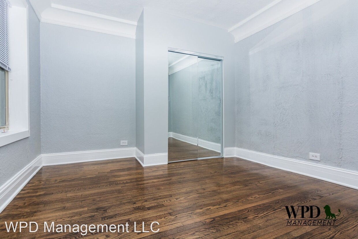 Foto principal - 7625 S East End Ave