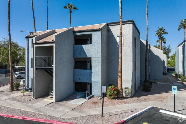 Foto del edificio - Portola East Mesa