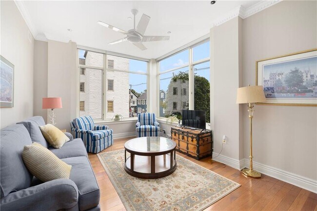 Foto del edificio - 341 Thames St
