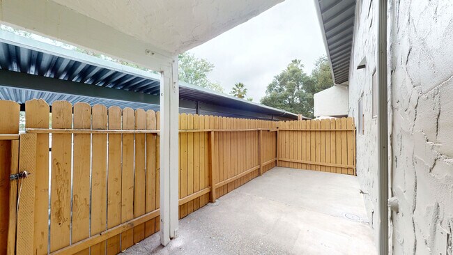 Building Photo - 18181 Happy Ln