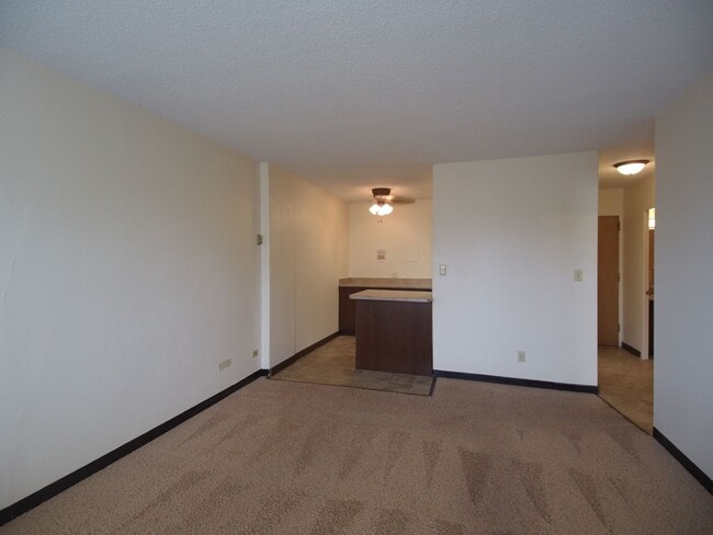 Interior Photo - Lake Summit