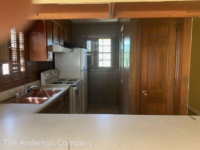 Foto del edificio - 1 br, 1 bath House - 506-B Endicott Lane
