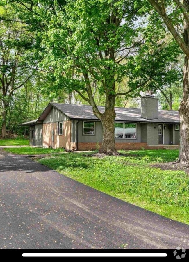 Building Photo - 4154 Trees Dr