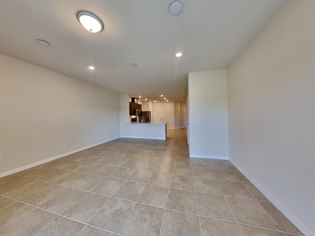 Building Photo - 3117 Emerald Acrs Ln