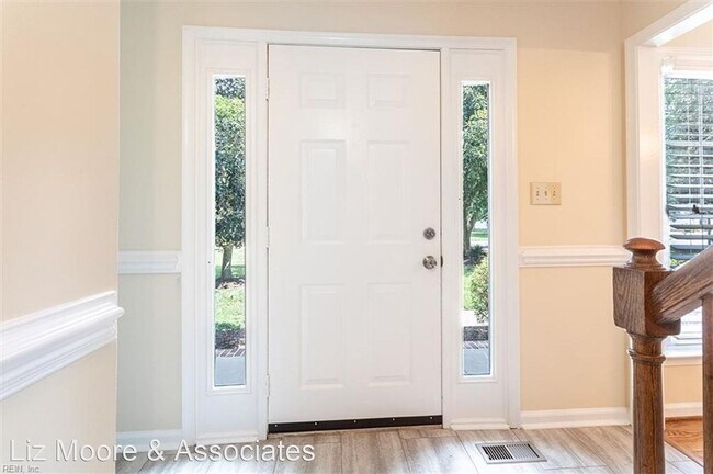 Building Photo - 4 br, 2.5 bath House - 2 Oscars Court