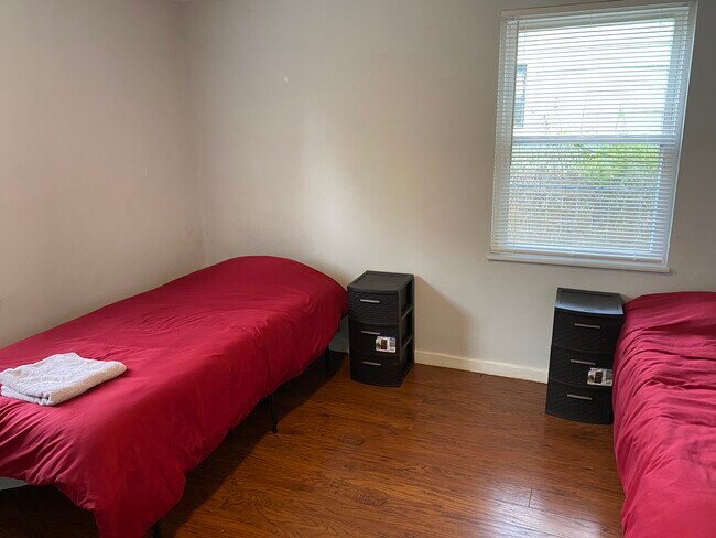 Bedroom 1 has a closet - 306 E Burwell Ave