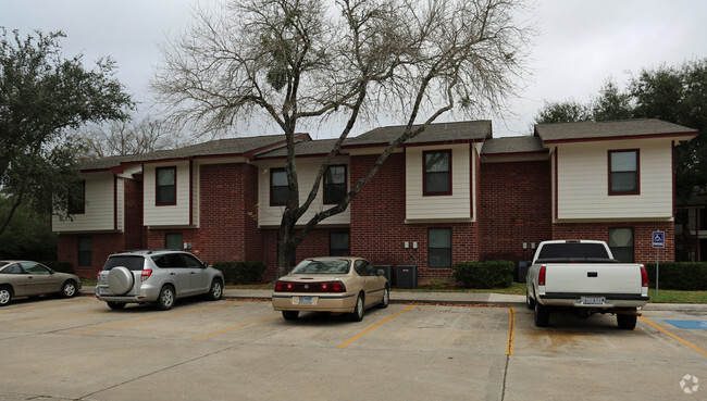 Building Photo - Mid-Towne I Apartments