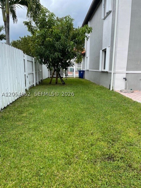 Foto del edificio - 12948 SW 28th Ct