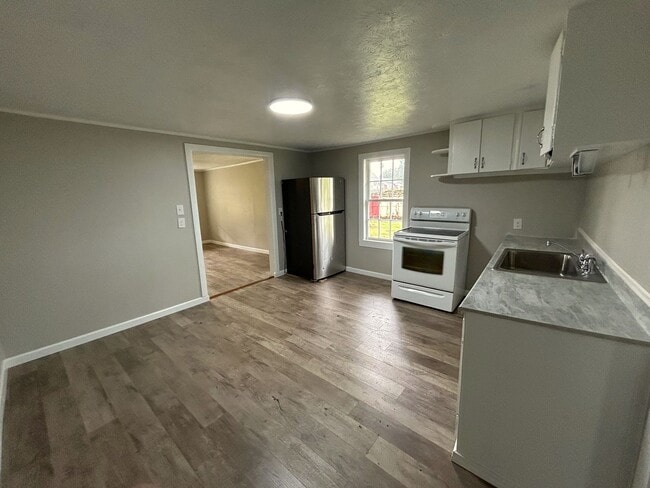 Building Photo - Cute 2 Bedroom 1 Bath Home in Jacksonville