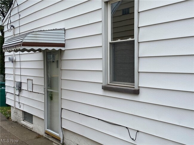 Foto del edificio - 16312 Corkhill Rd