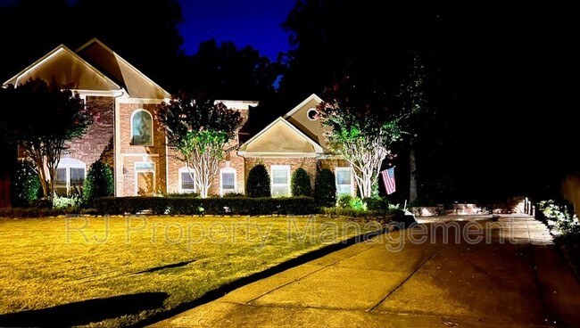 Foto del edificio - 8610 Dena Cove W