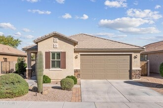 Building Photo - 2820 E Detroit St