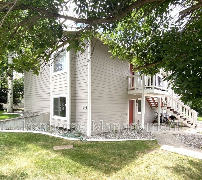 Building Photo - 519 S 15th Ave