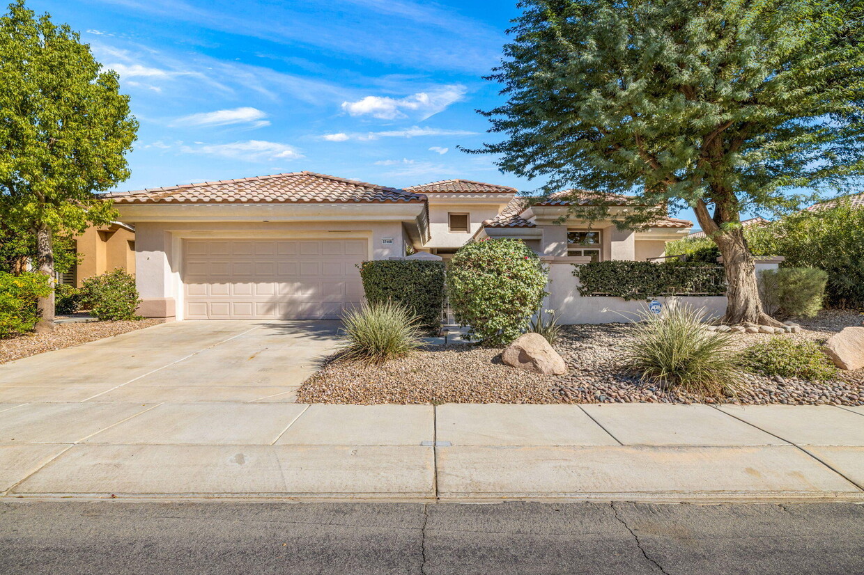 Primary Photo - 37468 Westridge Ave