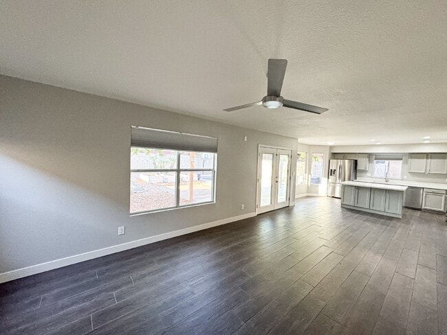 Building Photo - 5930 W Venus Way