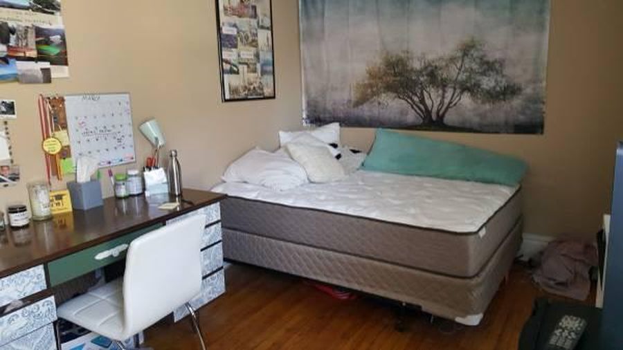 Building Photo - 1317 6th St SE