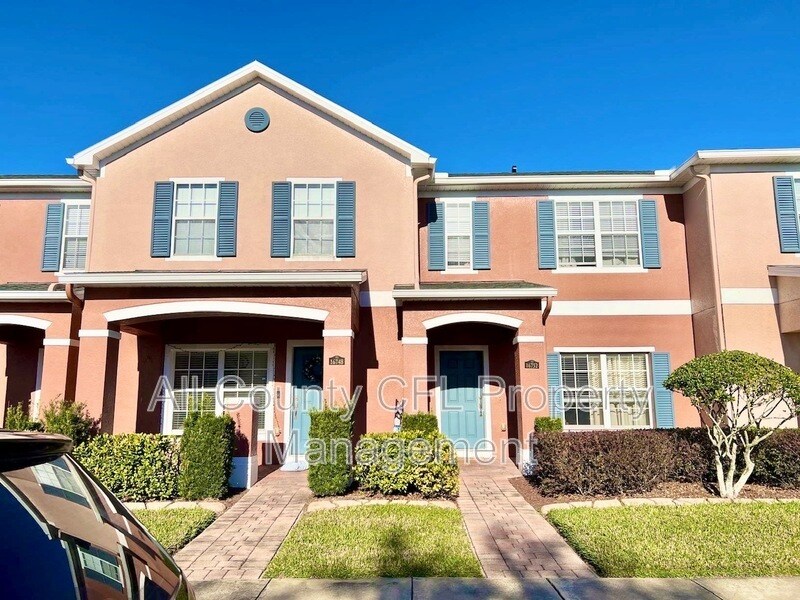 Foto principal - 16752 Cedar Crest Dr