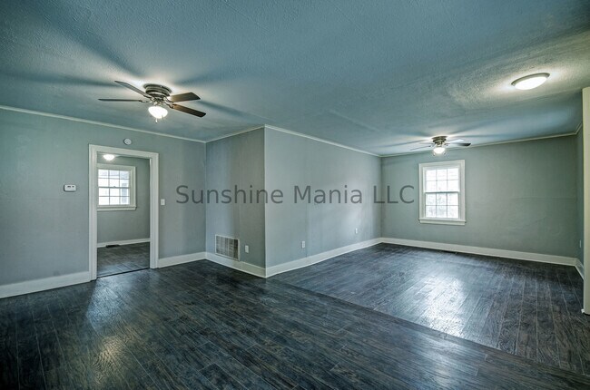 Building Photo - 114 Brantley Dr