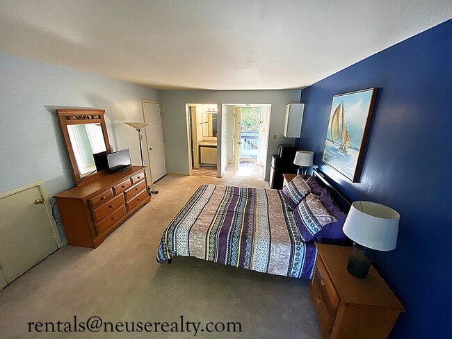Building Photo - 1BD/1BA Condo Marina Nearby in Waterfront Community of Fairfield Harbour + Utilities Included!!