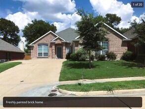 Building Photo - 2750 Fern Valley Ln