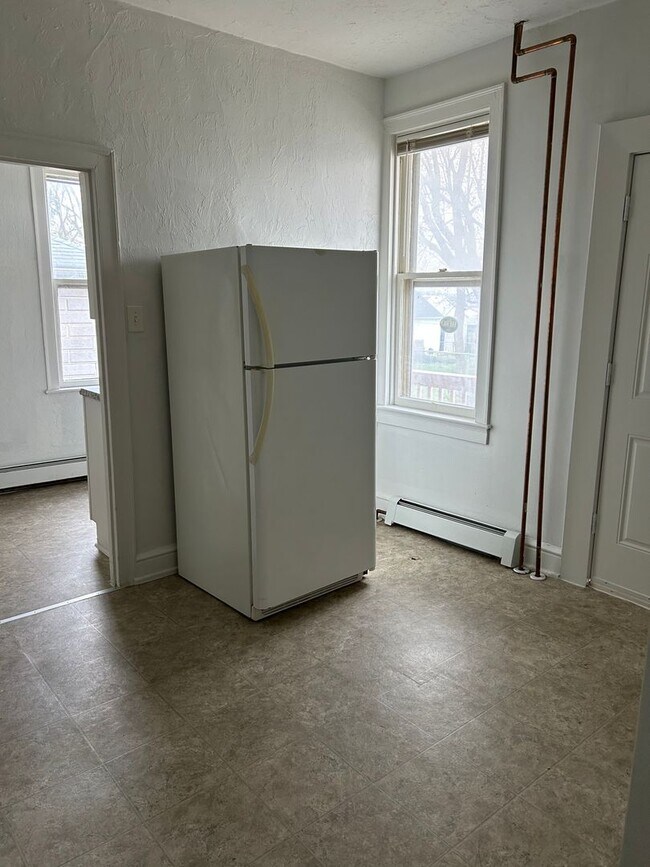 Foto del edificio - 24 N East St