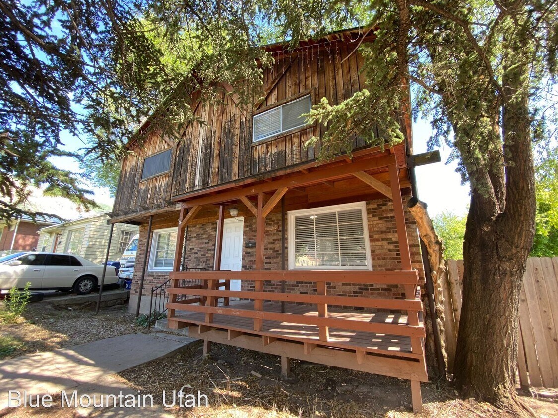 Primary Photo - 5 br, 2 bath House - 1123 E 30th St